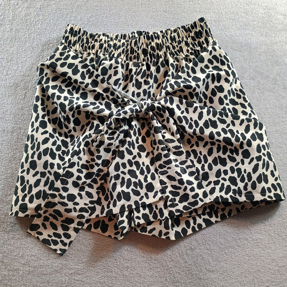 Kendall +‎ Kylie Women Leopard Print Shorts Cream Black S Tie Front Smocked